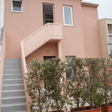 - Garden House Appartement *